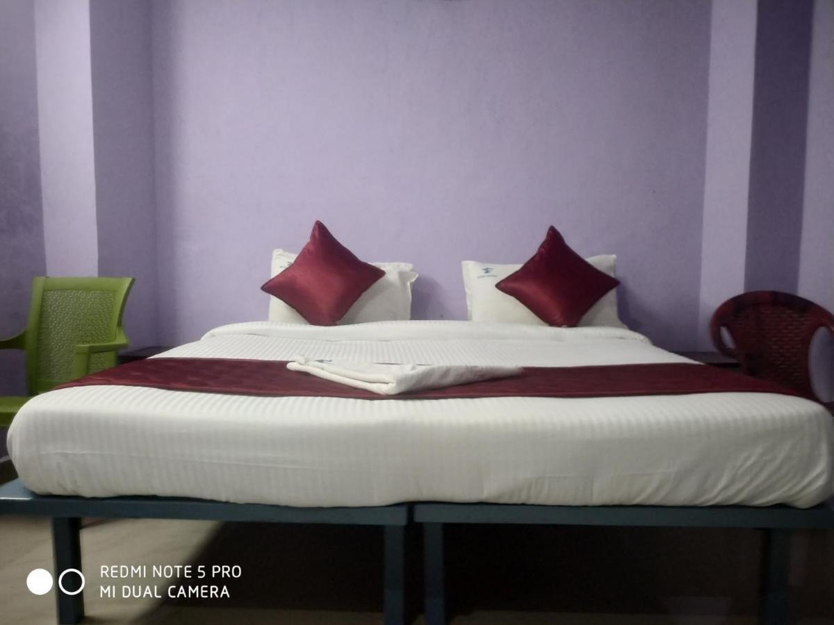 Skyry Hotel Iyyapanthangal Chennai Luaran gambar