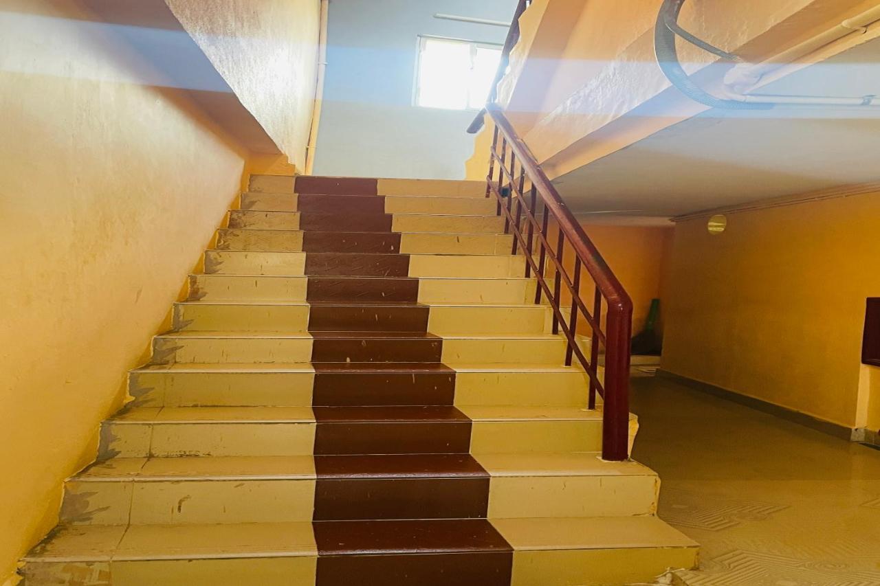 Skyry Hotel Iyyapanthangal Chennai Luaran gambar