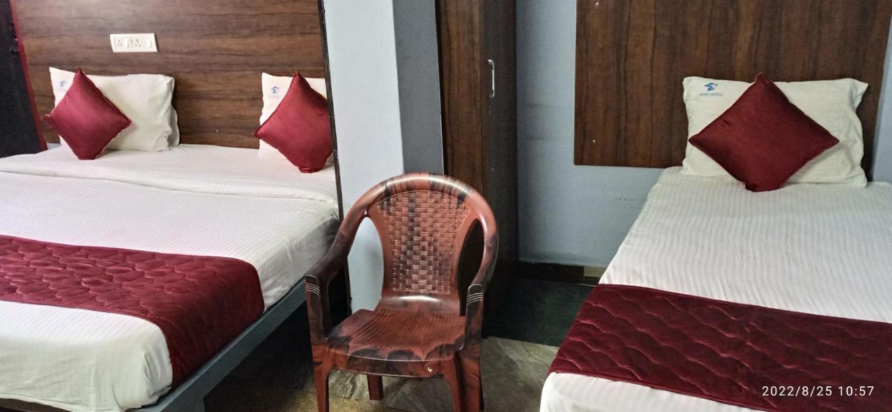 Skyry Hotel Iyyapanthangal Chennai Luaran gambar